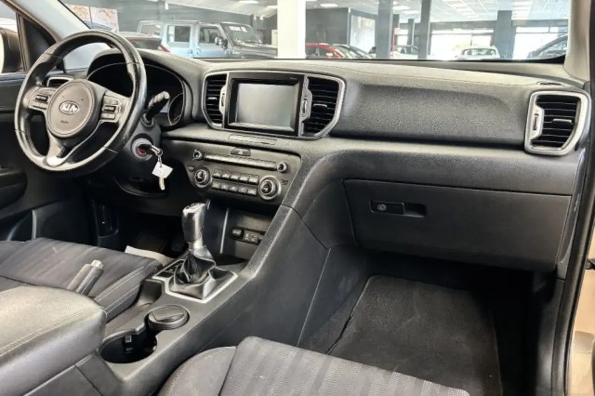 Kia Sportage usata a Latina (9)