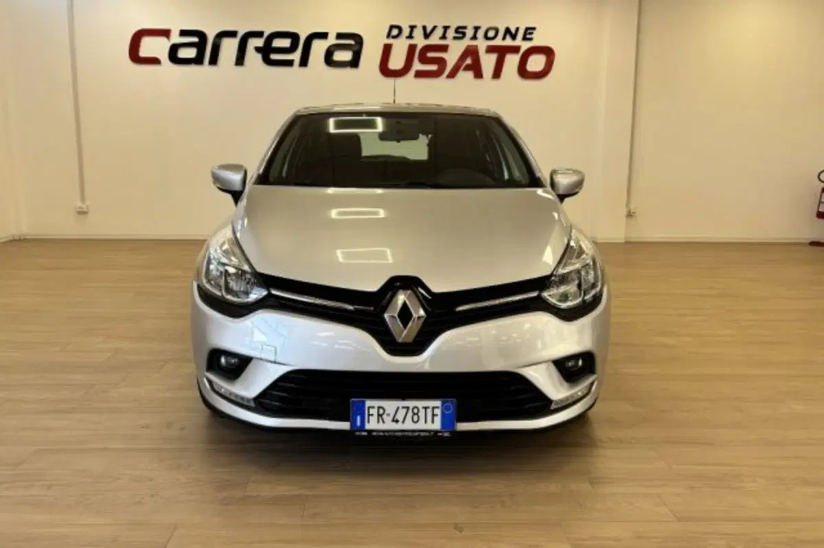 Renault Clio usata a Latina (2)