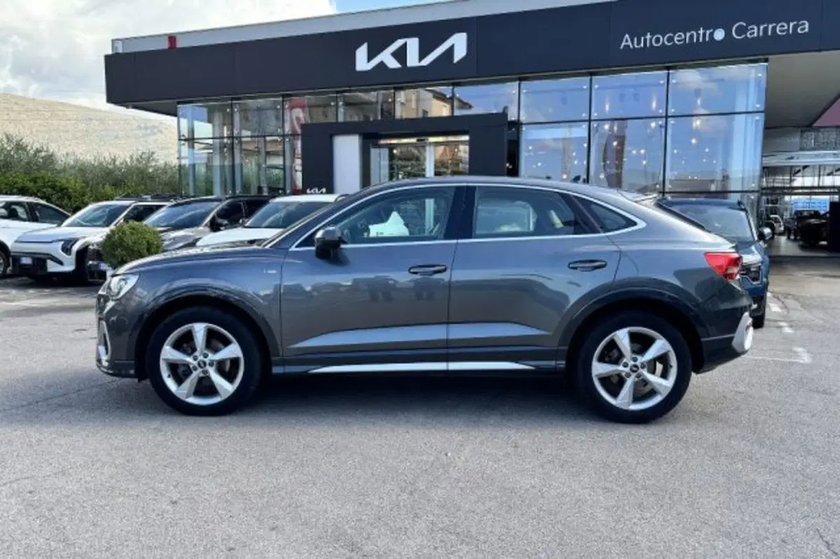 Audi Q3 Sportback usata a Latina (4)