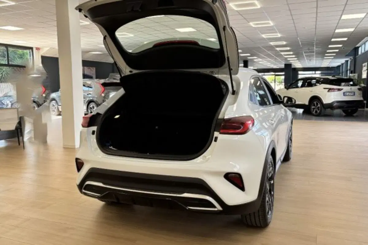 Kia XCeed usata a Latina (7)