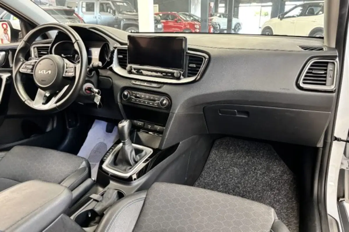 Kia XCeed usata a Latina (9)