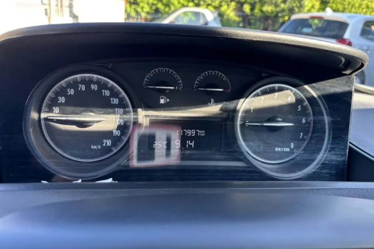 Lancia Ypsilon usata a Latina (13)