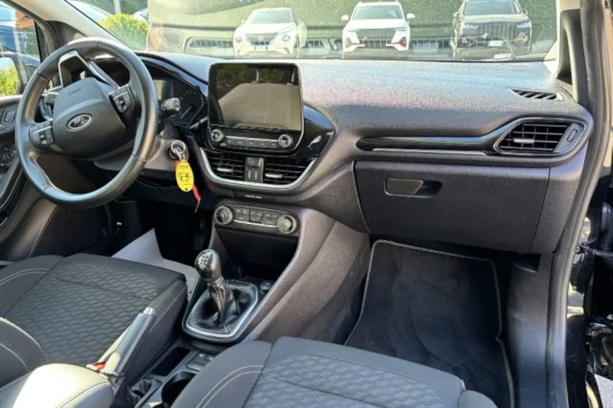 Ford Fiesta usata a Latina (9)