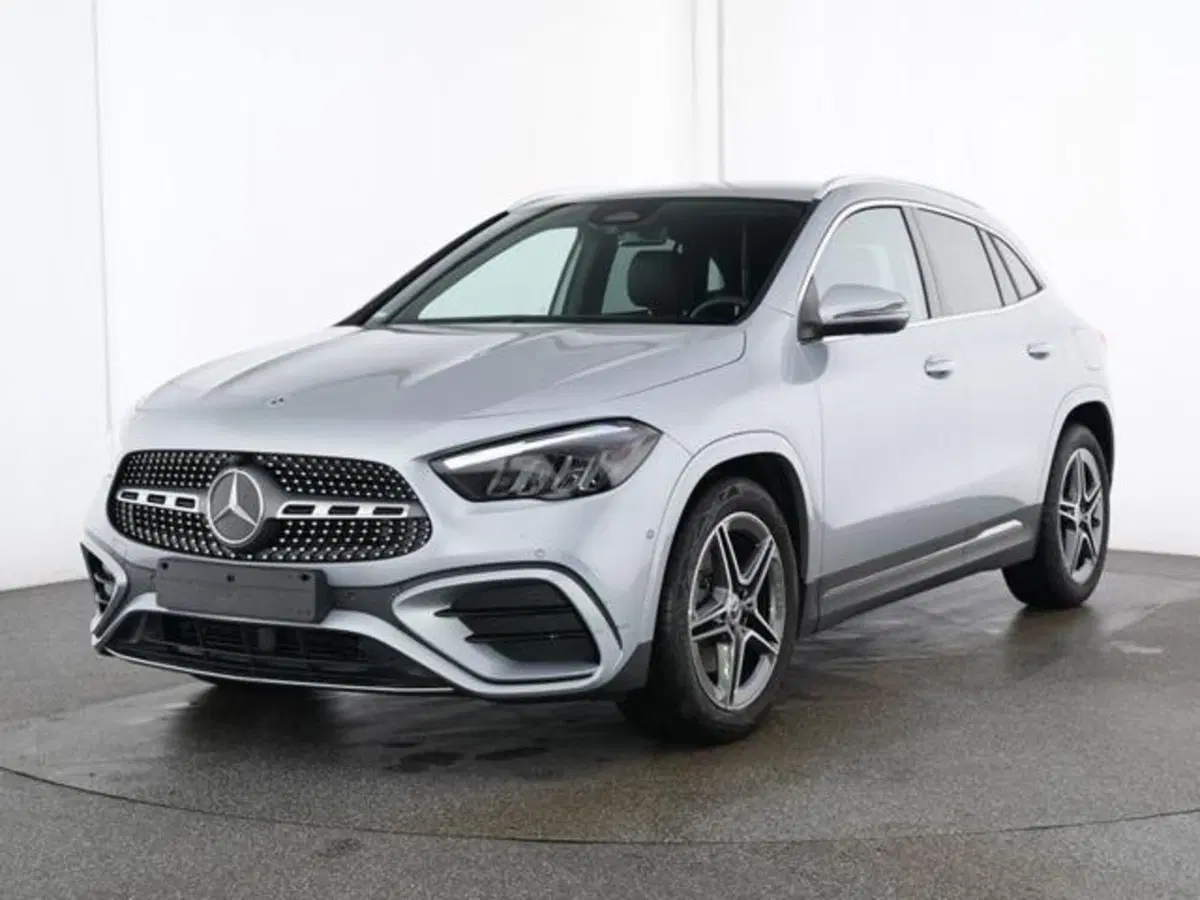 Mercedes-Benz GLA SUV usata a Milano
