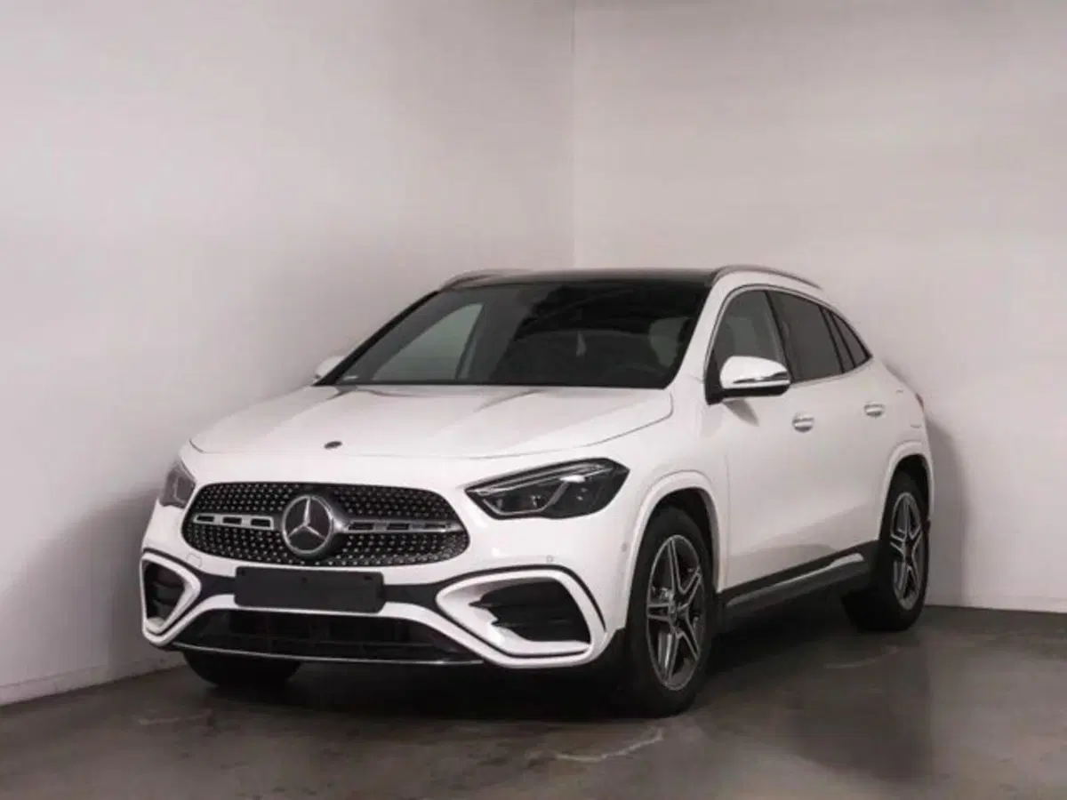 Mercedes-Benz GLA SUV usata a Novara