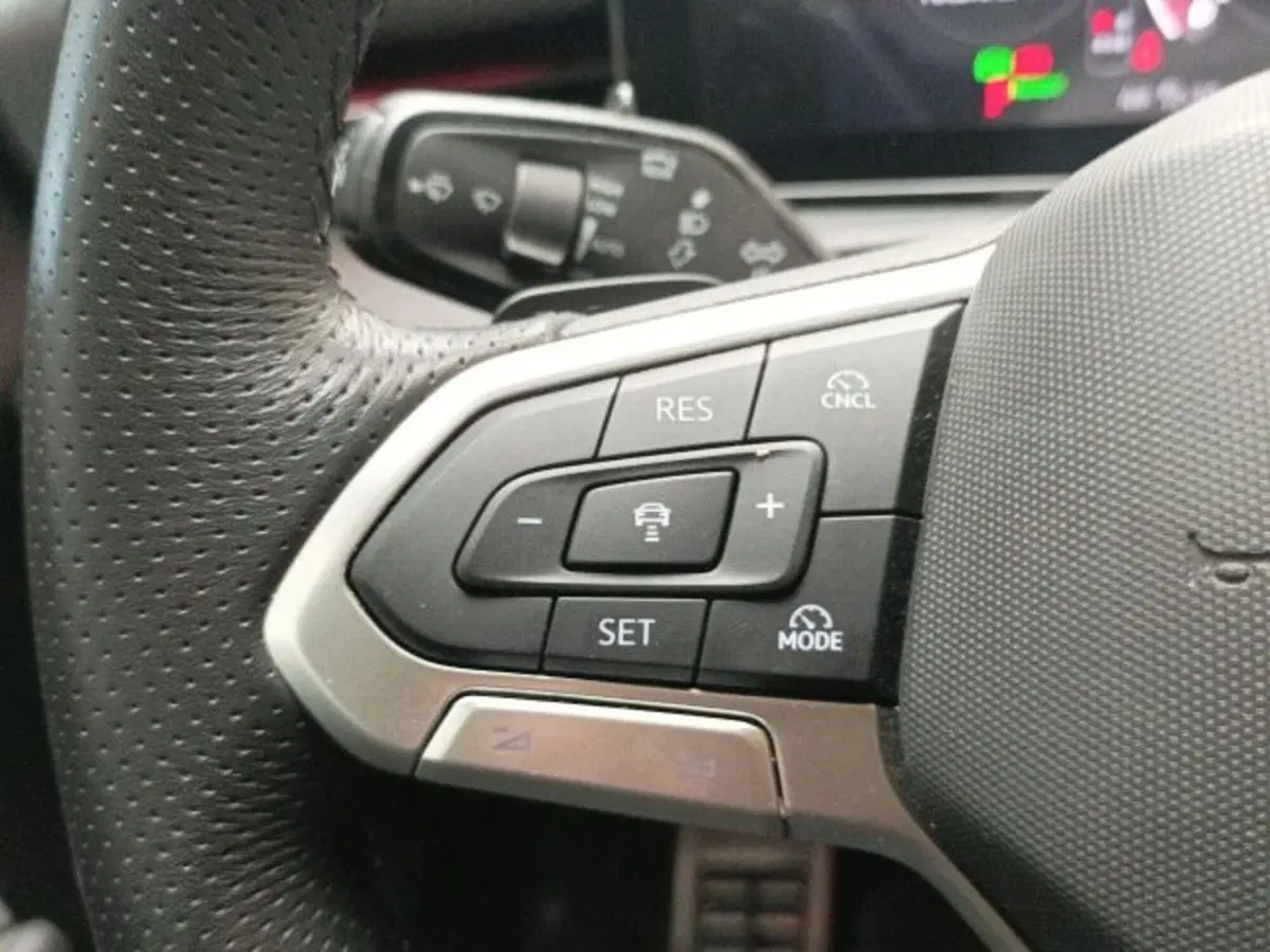 Volkswagen T-Roc usata a Novara (11)