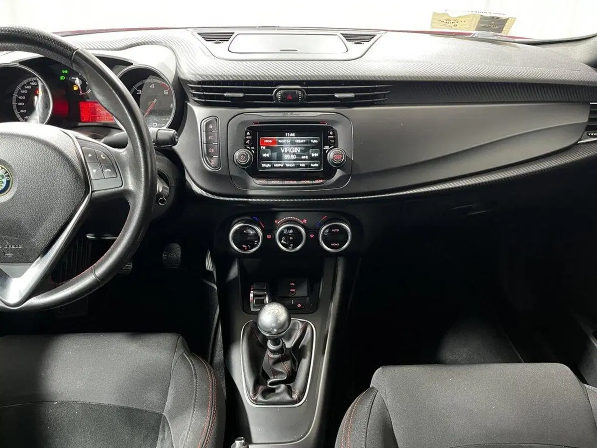 Alfa Romeo Giulietta usata a Sondrio (14)