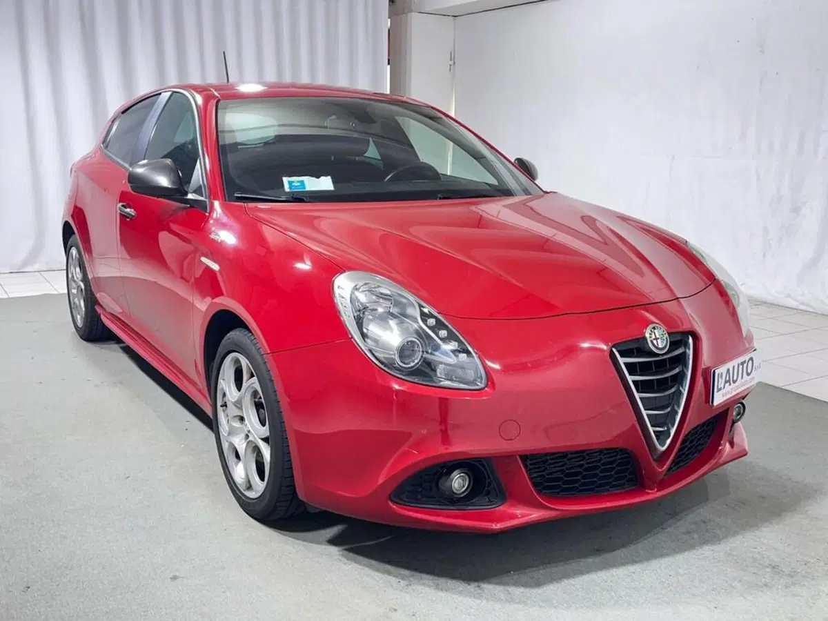 Alfa Romeo Giulietta usata a Sondrio (7)