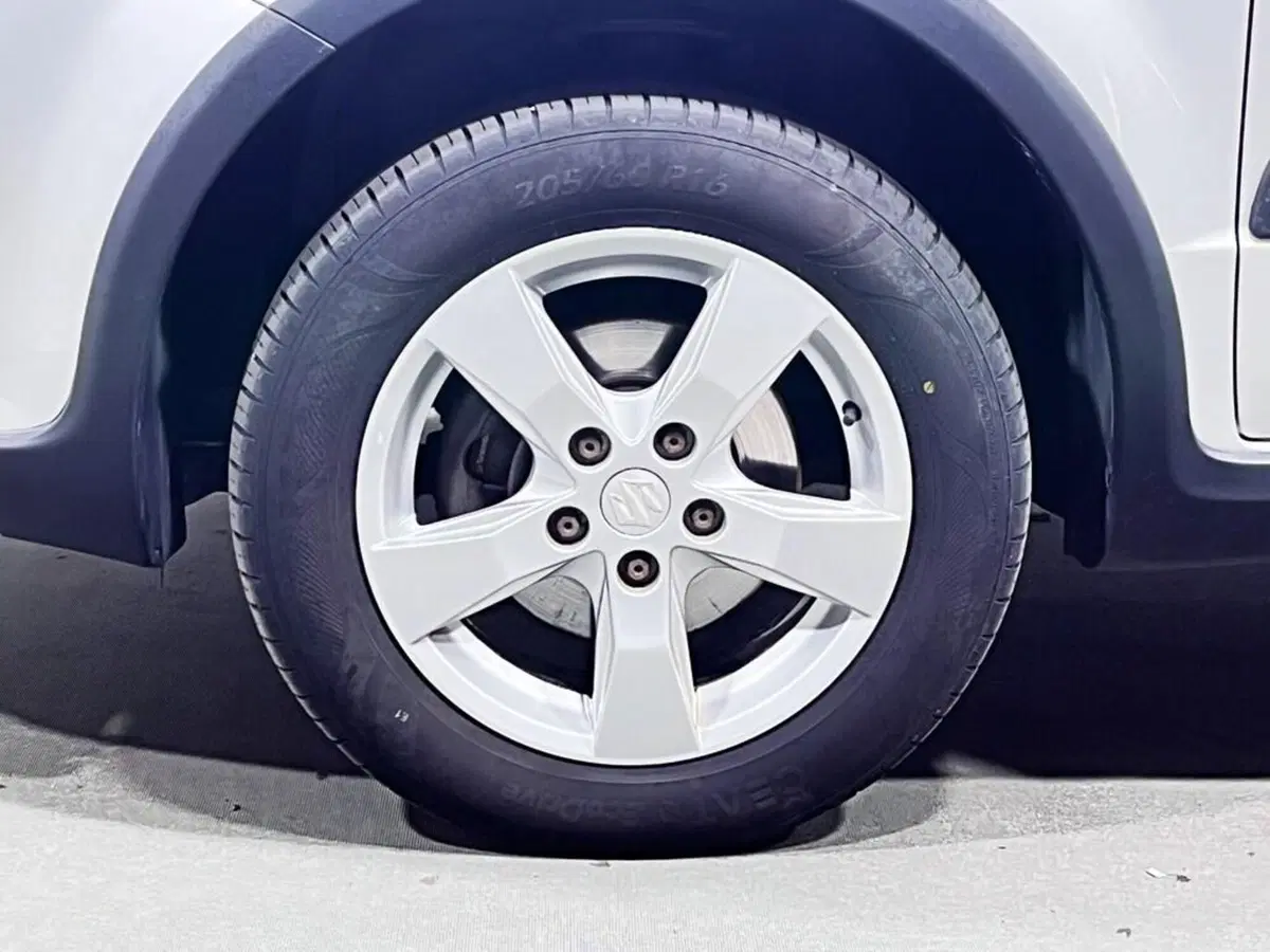 Suzuki SX4 usata a Sondrio (9)