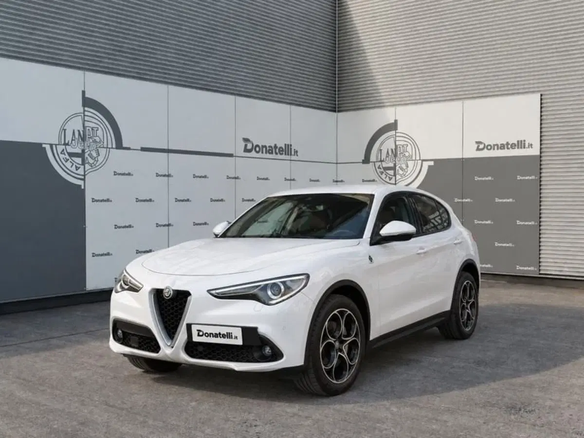 Alfa Romeo Stelvio usata a Bari