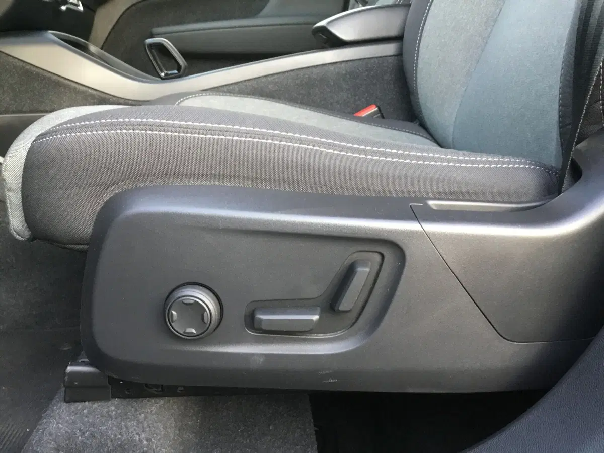 Volvo XC40 usata a Napoli (13)