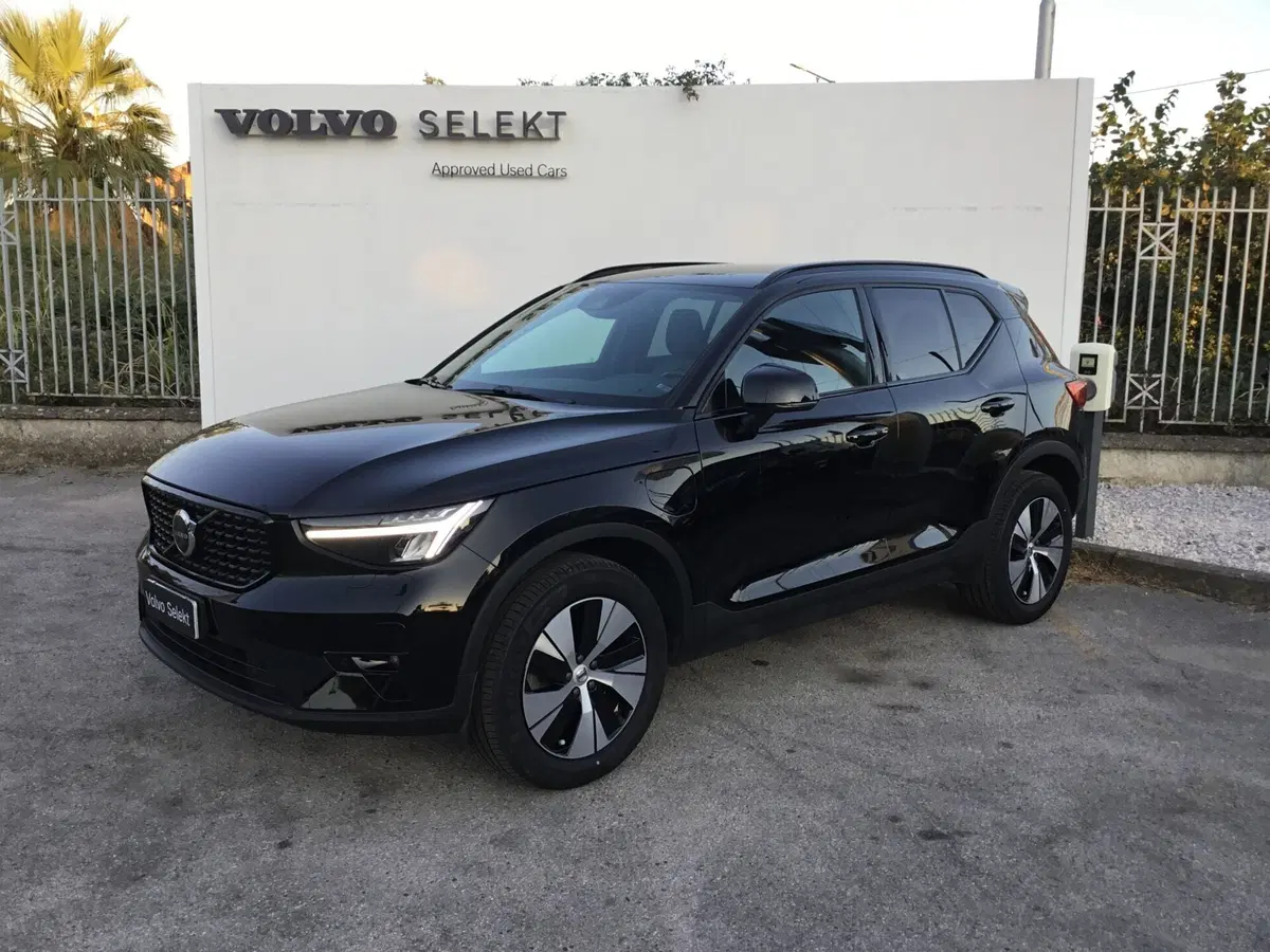Volvo XC40 usata a Napoli (3)