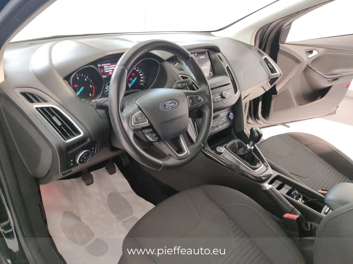 Ford Focus Station Wagon usata a Teramo (7)