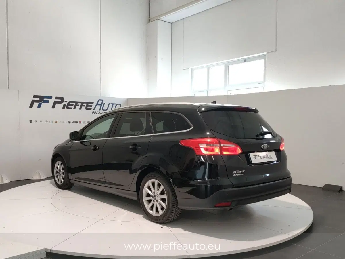 Ford Focus Station Wagon usata a Teramo (2)
