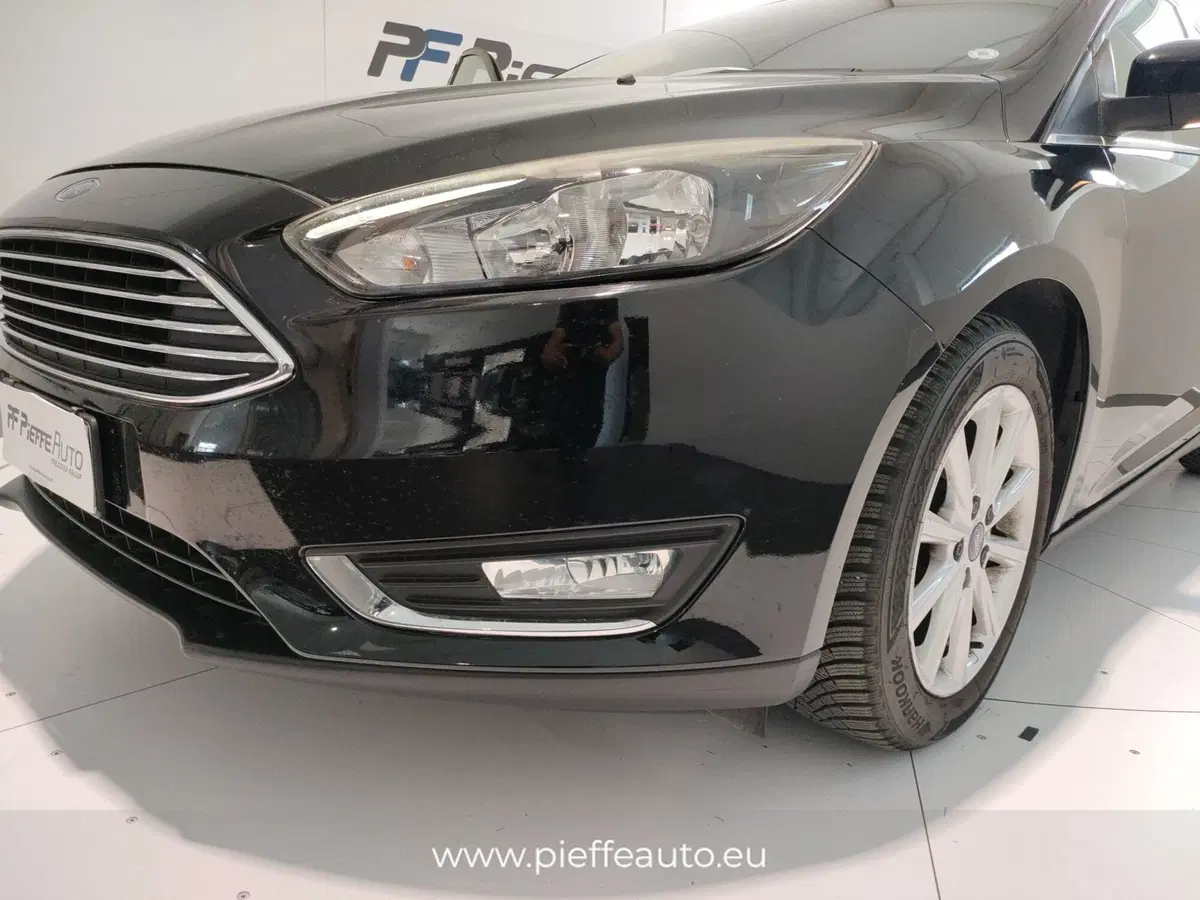 Ford Focus Station Wagon usata a Teramo (5)