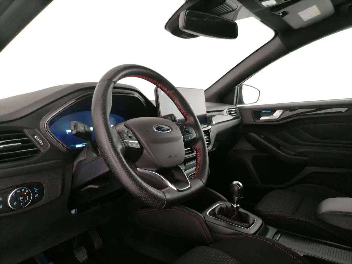 Ford Focus Station Wagon usata a Roma (11)