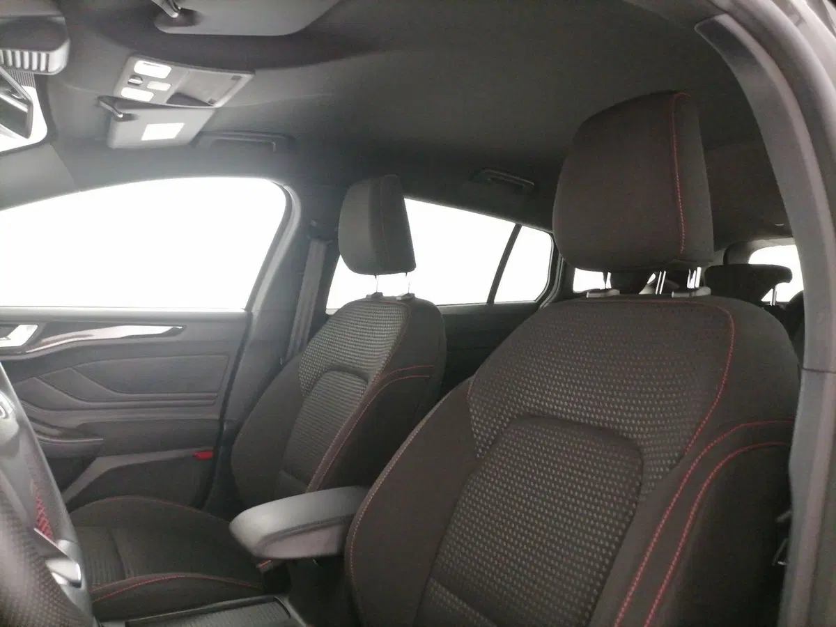 Ford Focus Station Wagon usata a Roma (12)