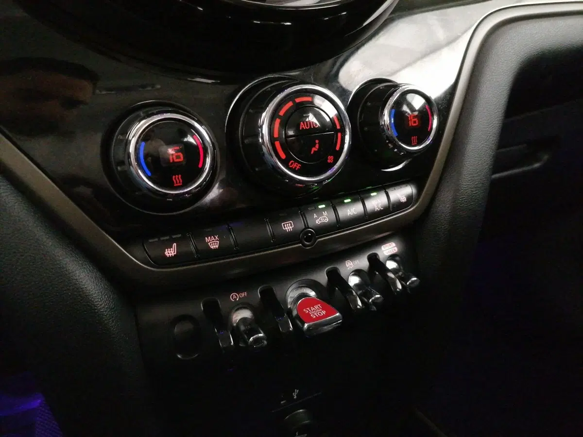 MINI Mini Countryman usata a Roma (14)