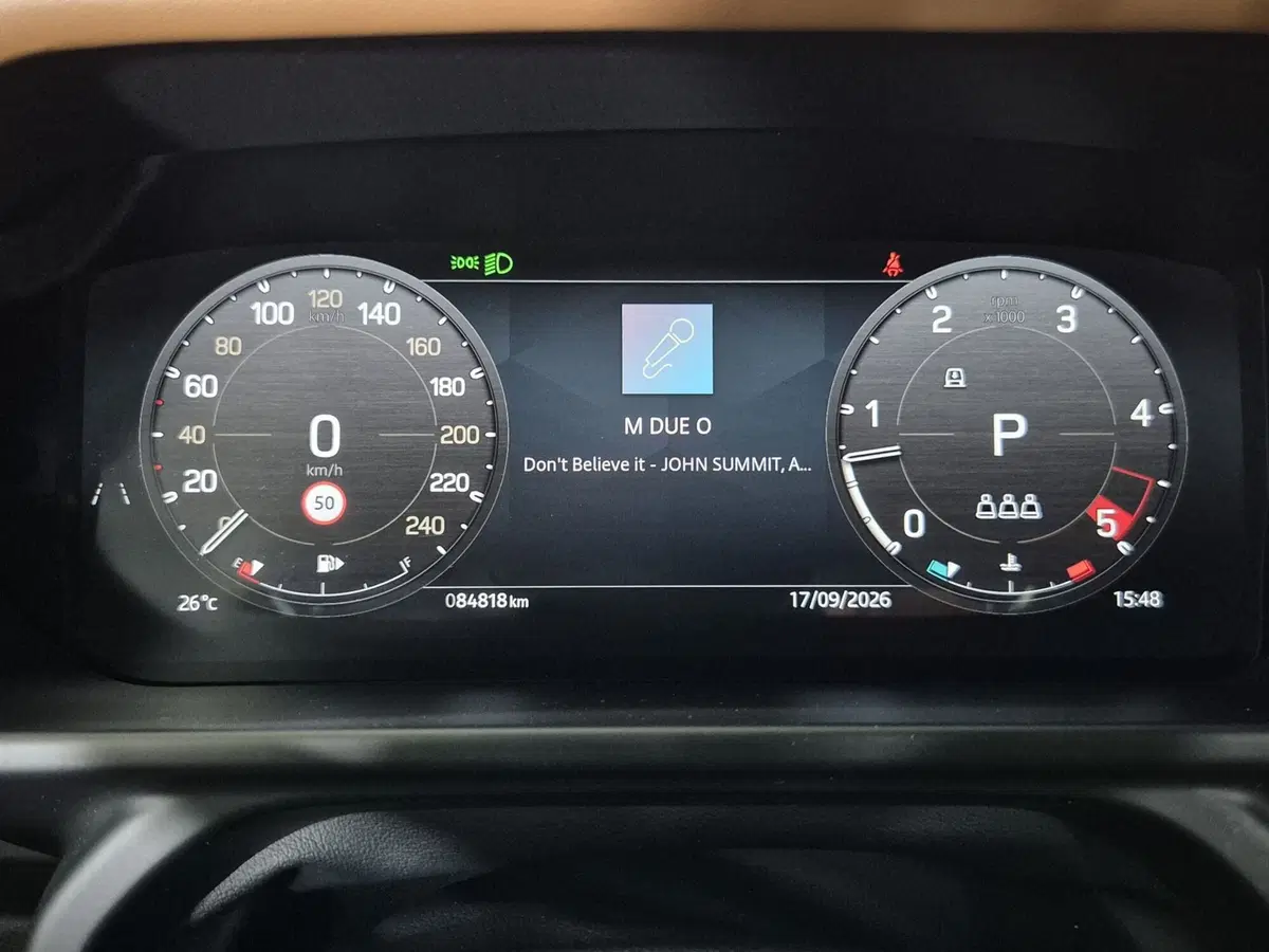 Land Rover Defender usata a Torino (13)