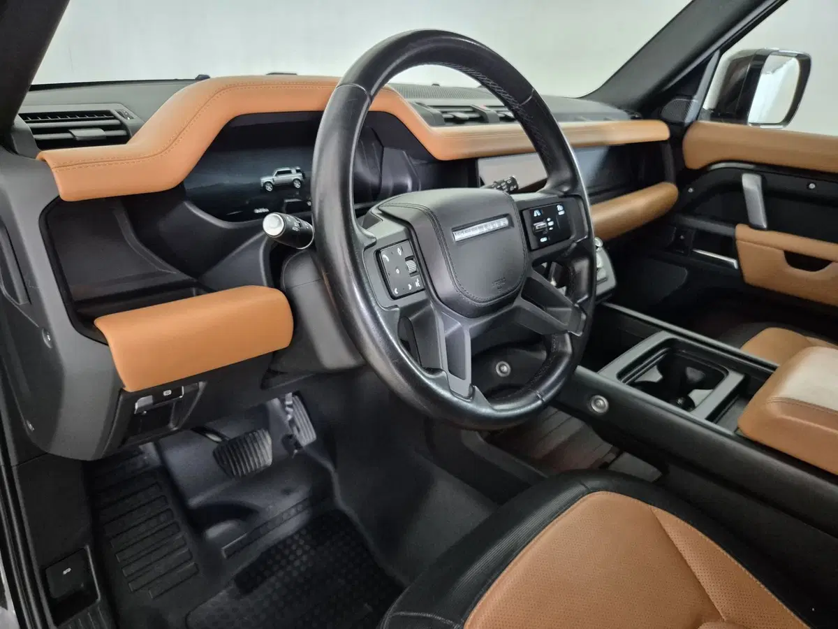 Land Rover Defender usata a Torino (15)