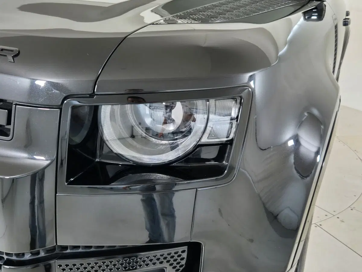 Land Rover Defender usata a Torino (19)