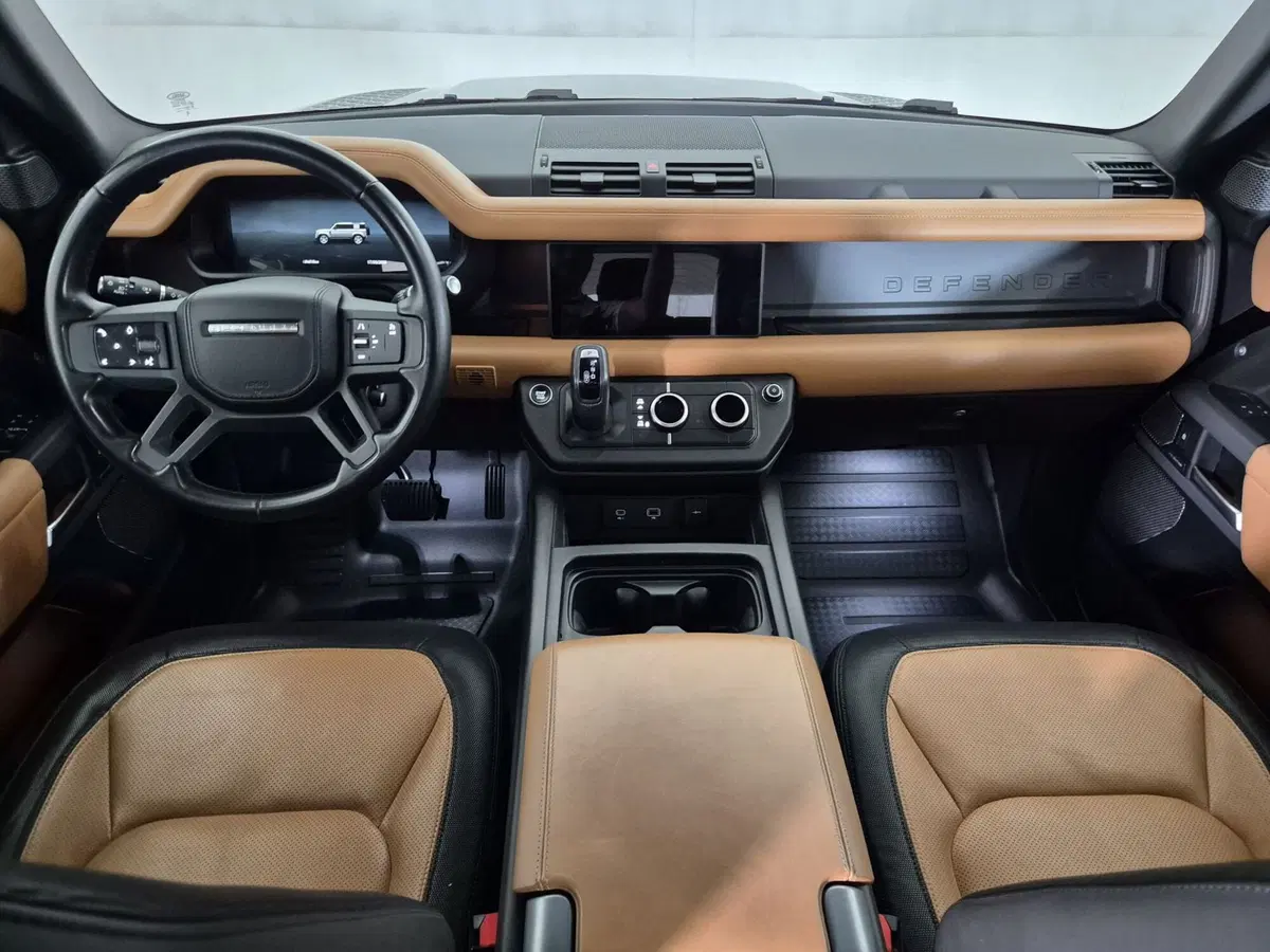 Land Rover Defender usata a Torino (4)