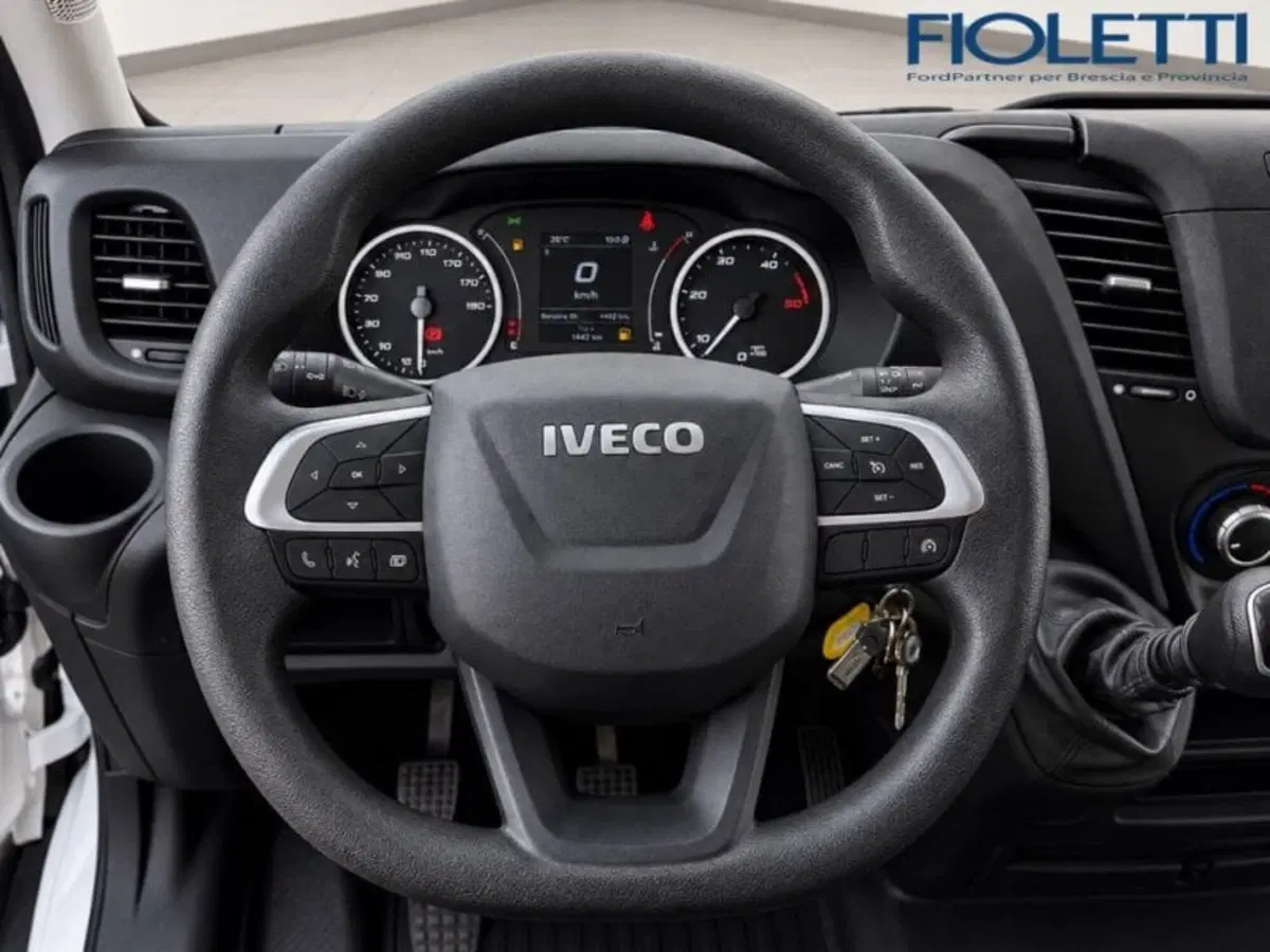 Iveco Daily Furgone usata a Brescia (6)