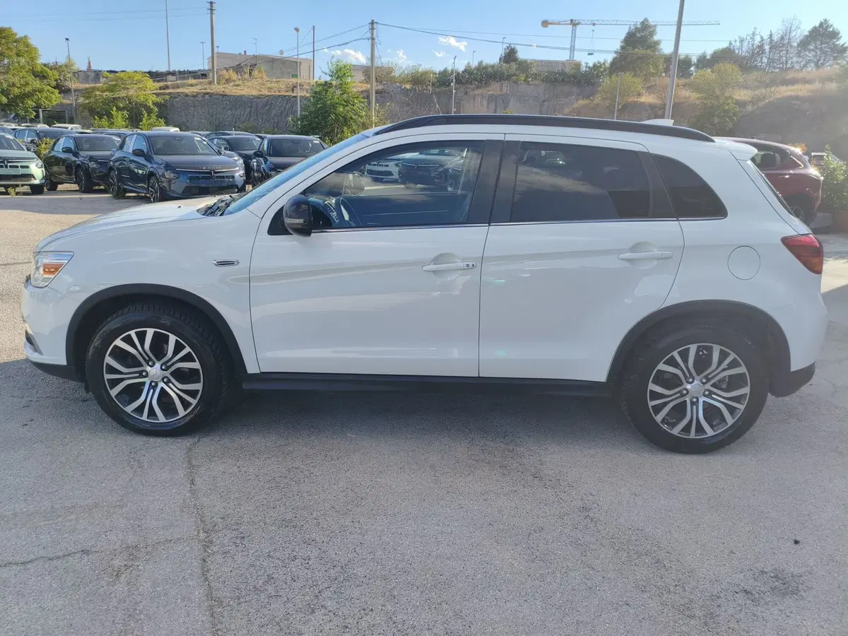 Mitsubishi ASX usata a Matera (2)