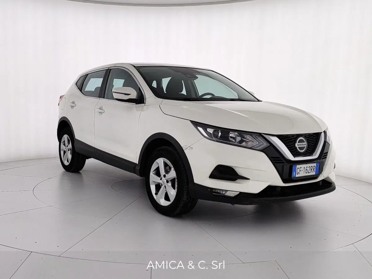 Nissan Qashqai usata a Caserta