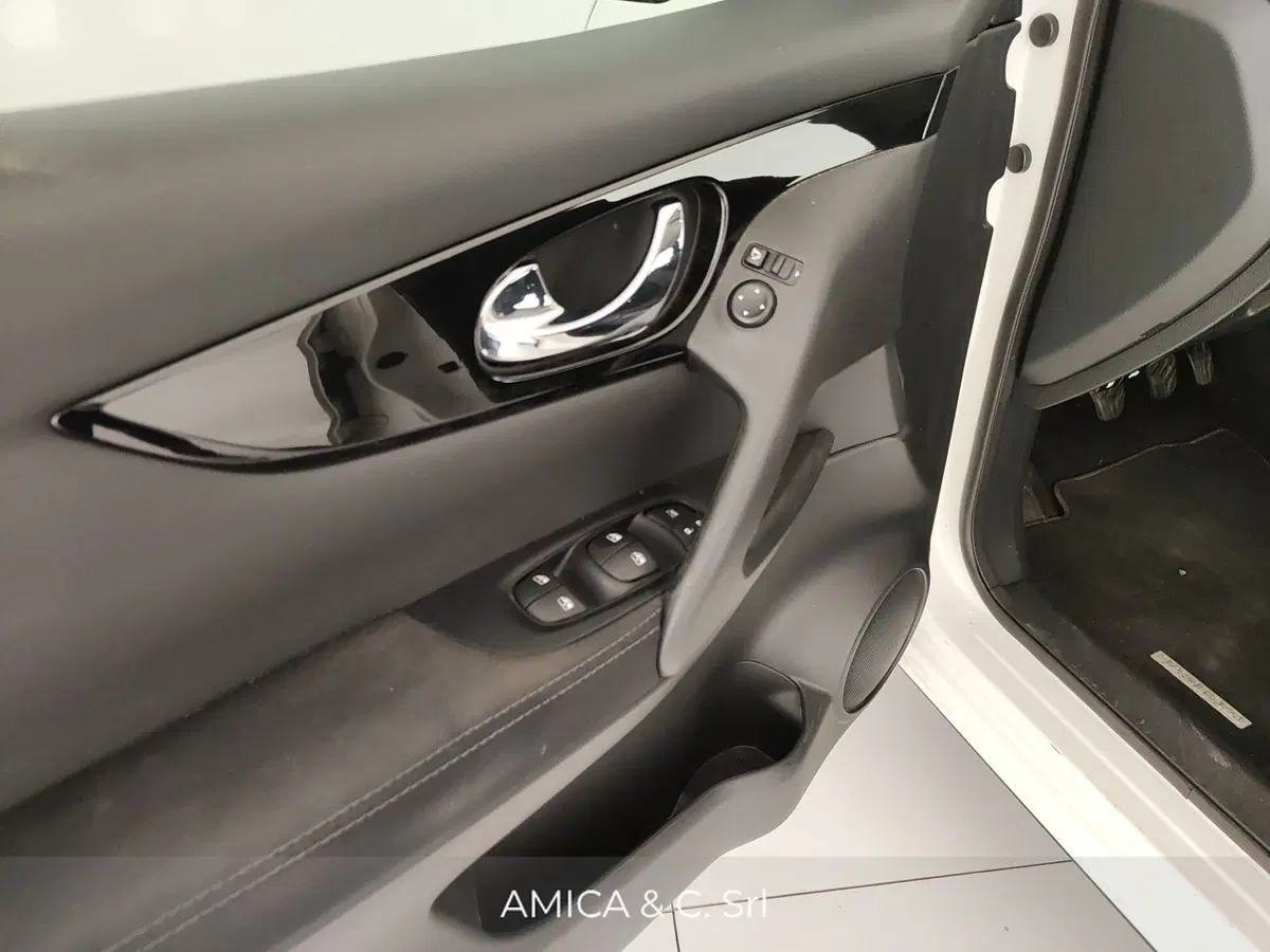 Nissan Qashqai usata a Caserta (7)