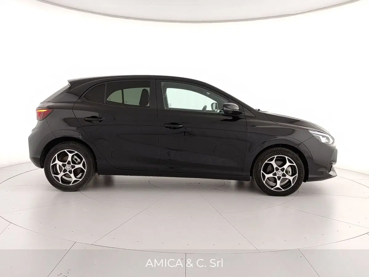 Mg MG3 usata a Caserta (4)