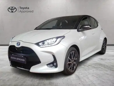 Toyota Yaris 1.5 Hybrid 5 porte Style del 2023 usata a Milano