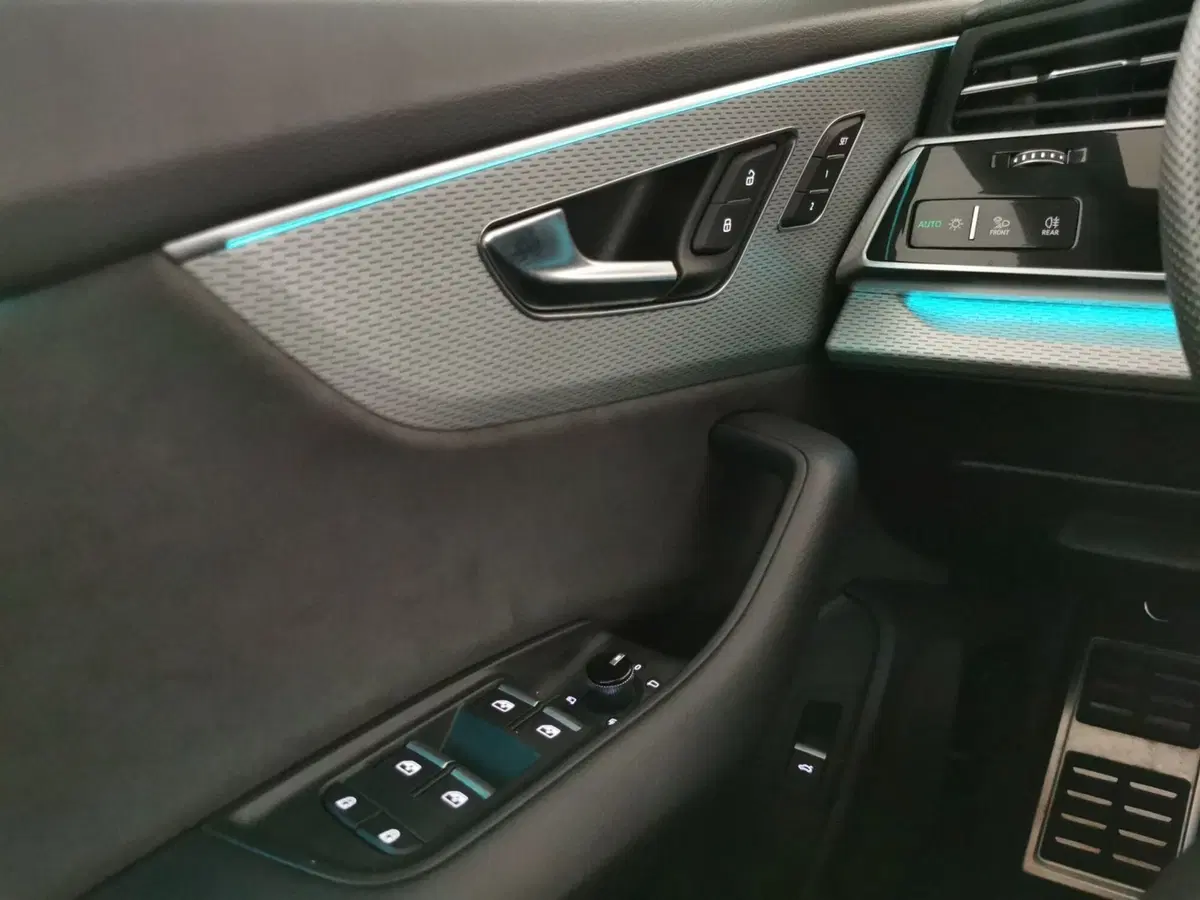 Audi Q8 usata a Chieti (14)