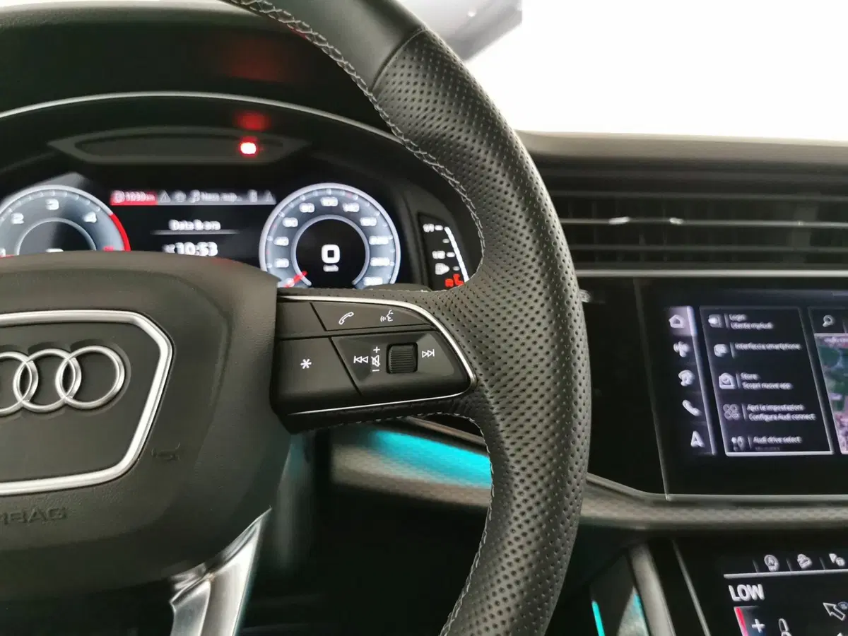 Audi Q8 usata a Chieti (15)