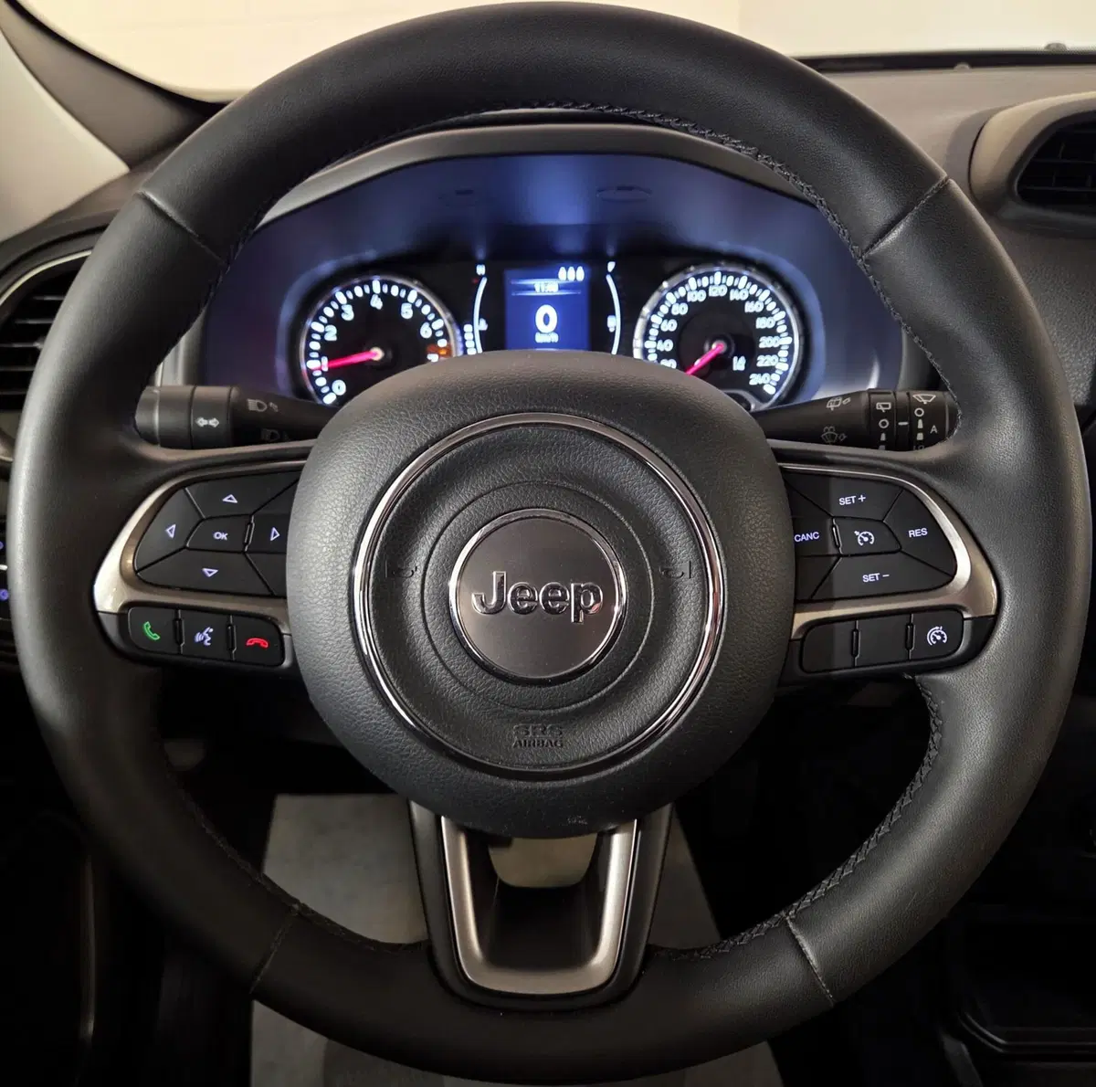 Jeep Renegade usata a Pavia (12)