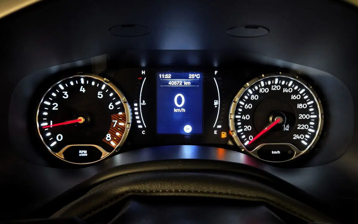 Jeep Renegade usata a Pavia (15)
