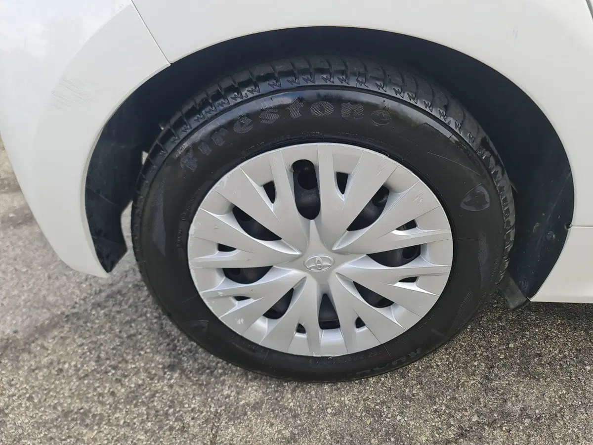 Toyota Yaris usata a Bologna (7)