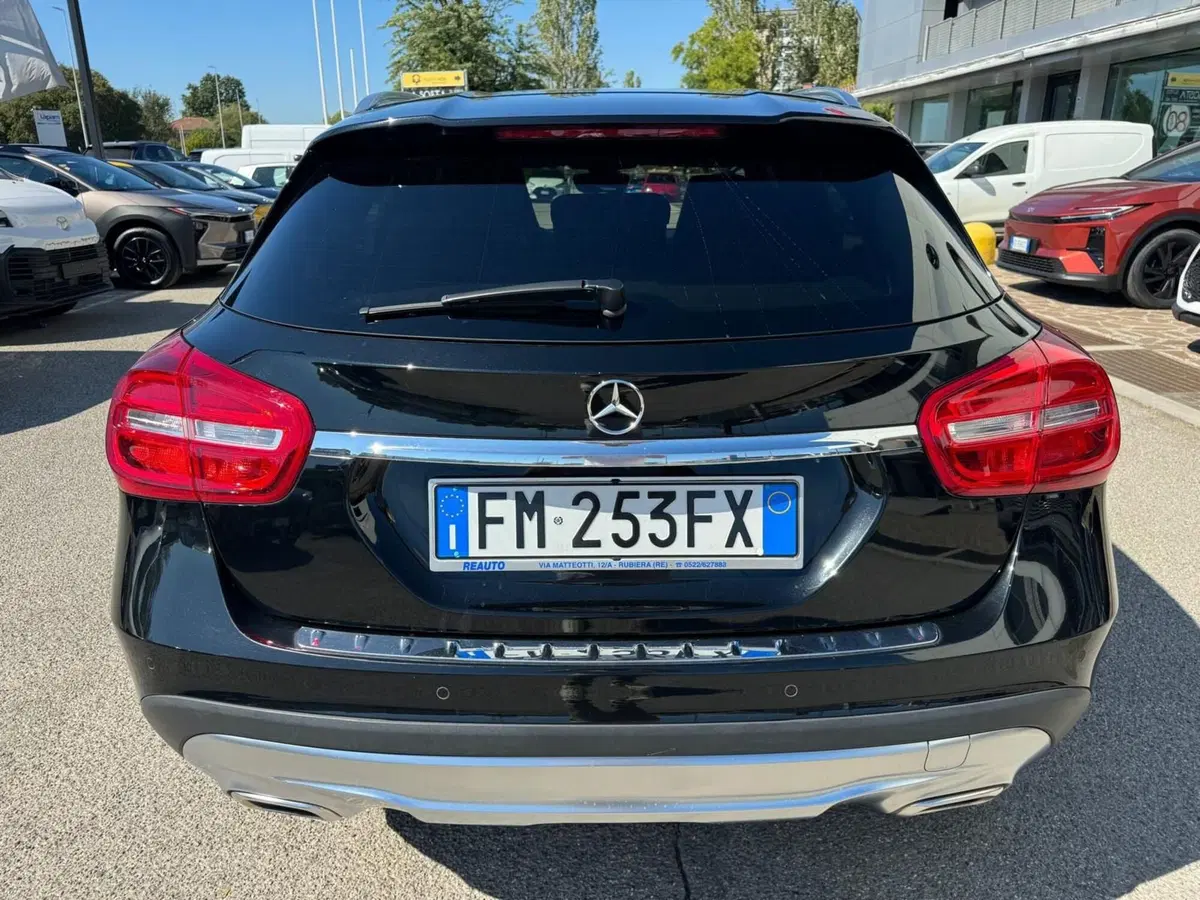 Mercedes-Benz GLA SUV usata a Modena (6)