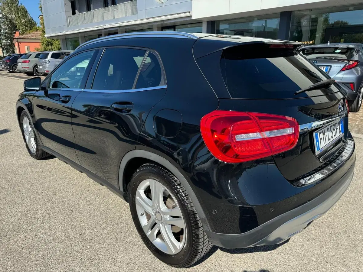 Mercedes-Benz GLA SUV usata a Modena (7)
