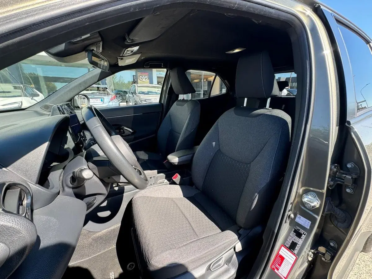 Toyota Yaris Cross usata a Modena (13)