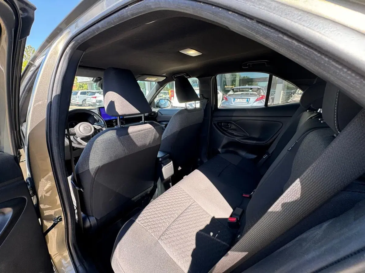 Toyota Yaris Cross usata a Modena (14)