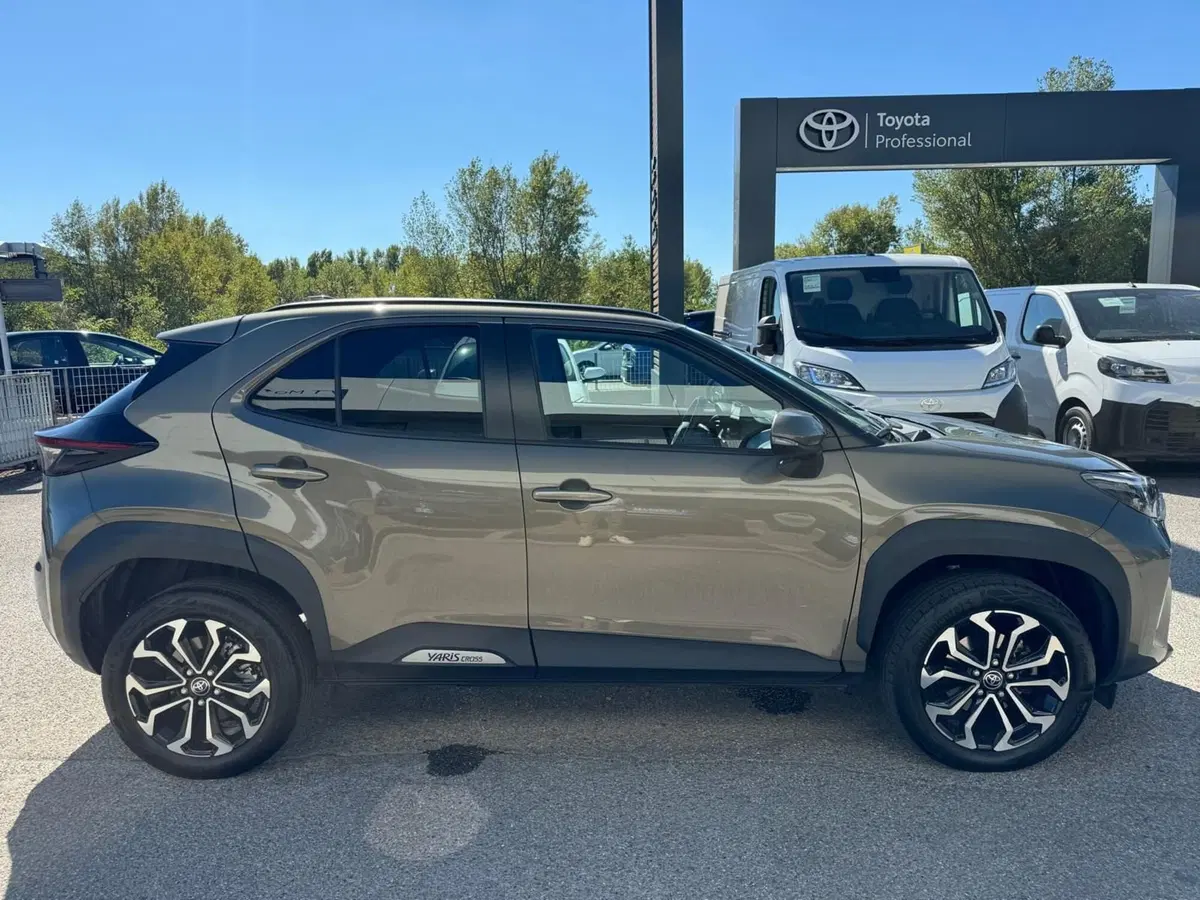 Toyota Yaris Cross usata a Modena (5)