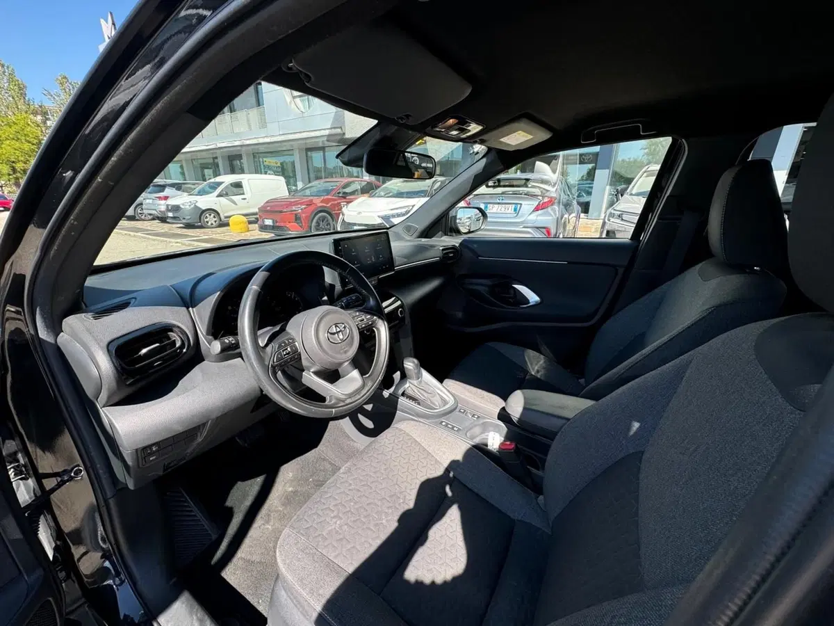 Toyota Yaris Cross usata a Modena (12)