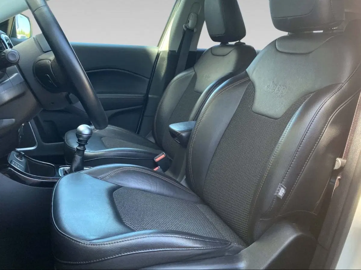 Jeep Compass usata a Livorno (10)