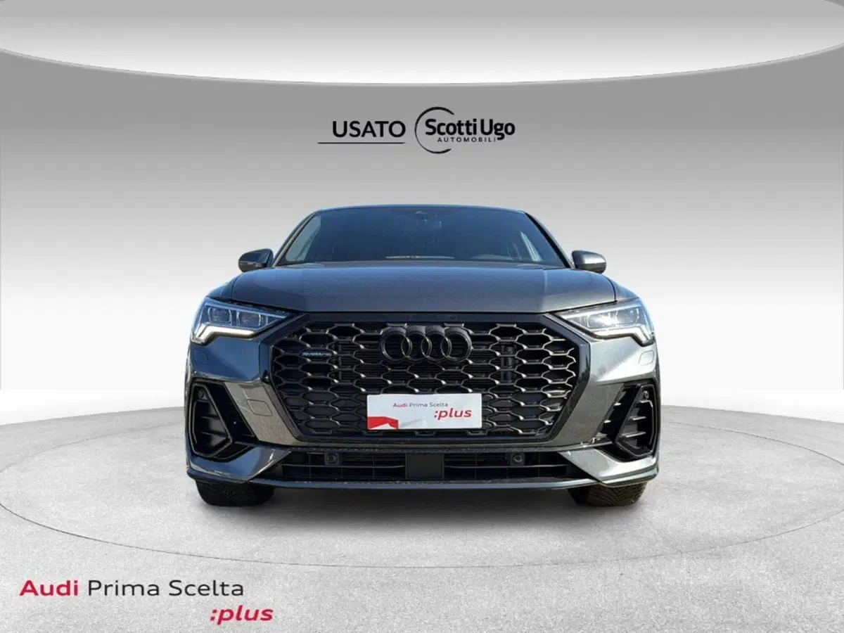 Audi Q3 Sportback usata a Livorno (2)