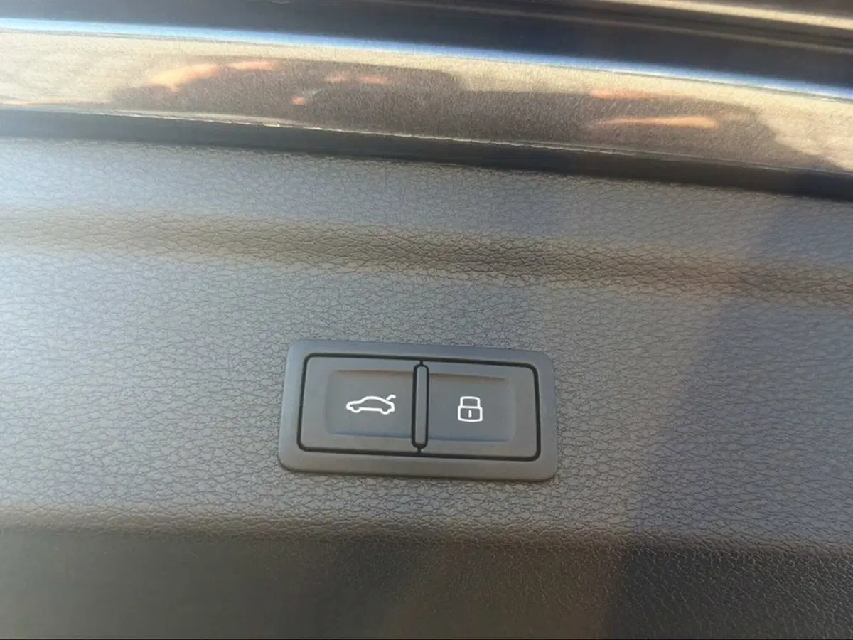 Audi Q3 Sportback usata a Livorno (7)