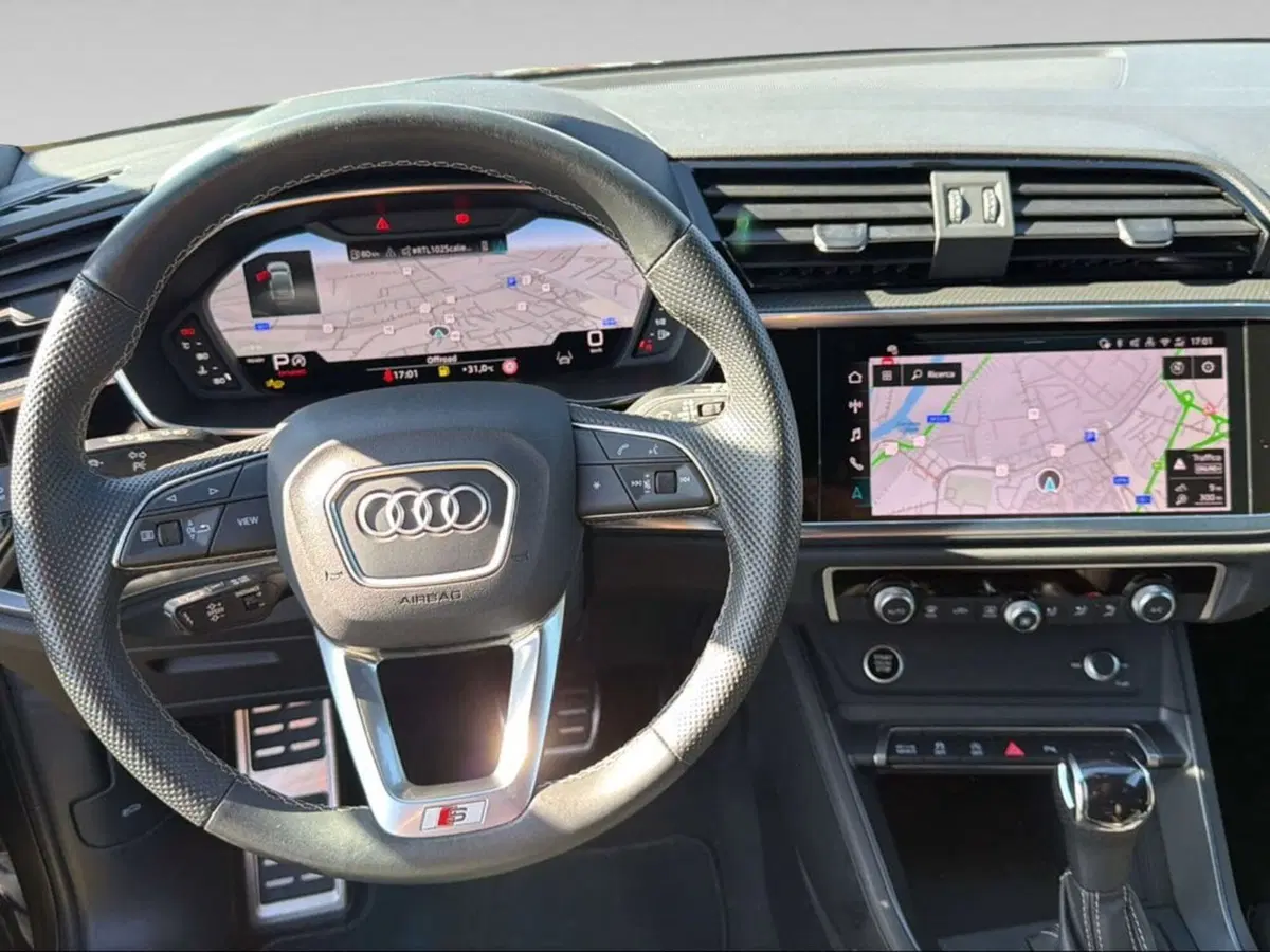 Audi Q3 Sportback usata a Livorno (9)