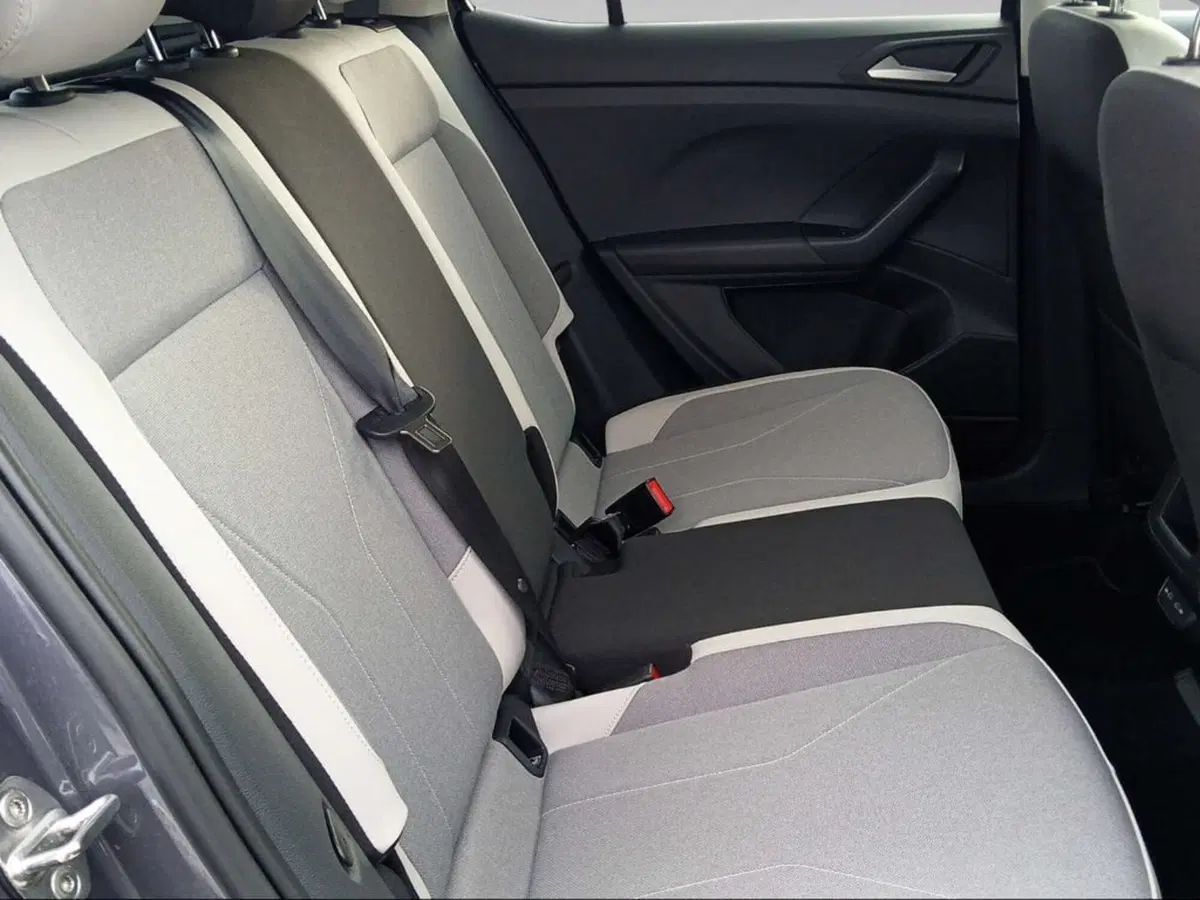 Volkswagen T-Cross usata a Livorno (11)