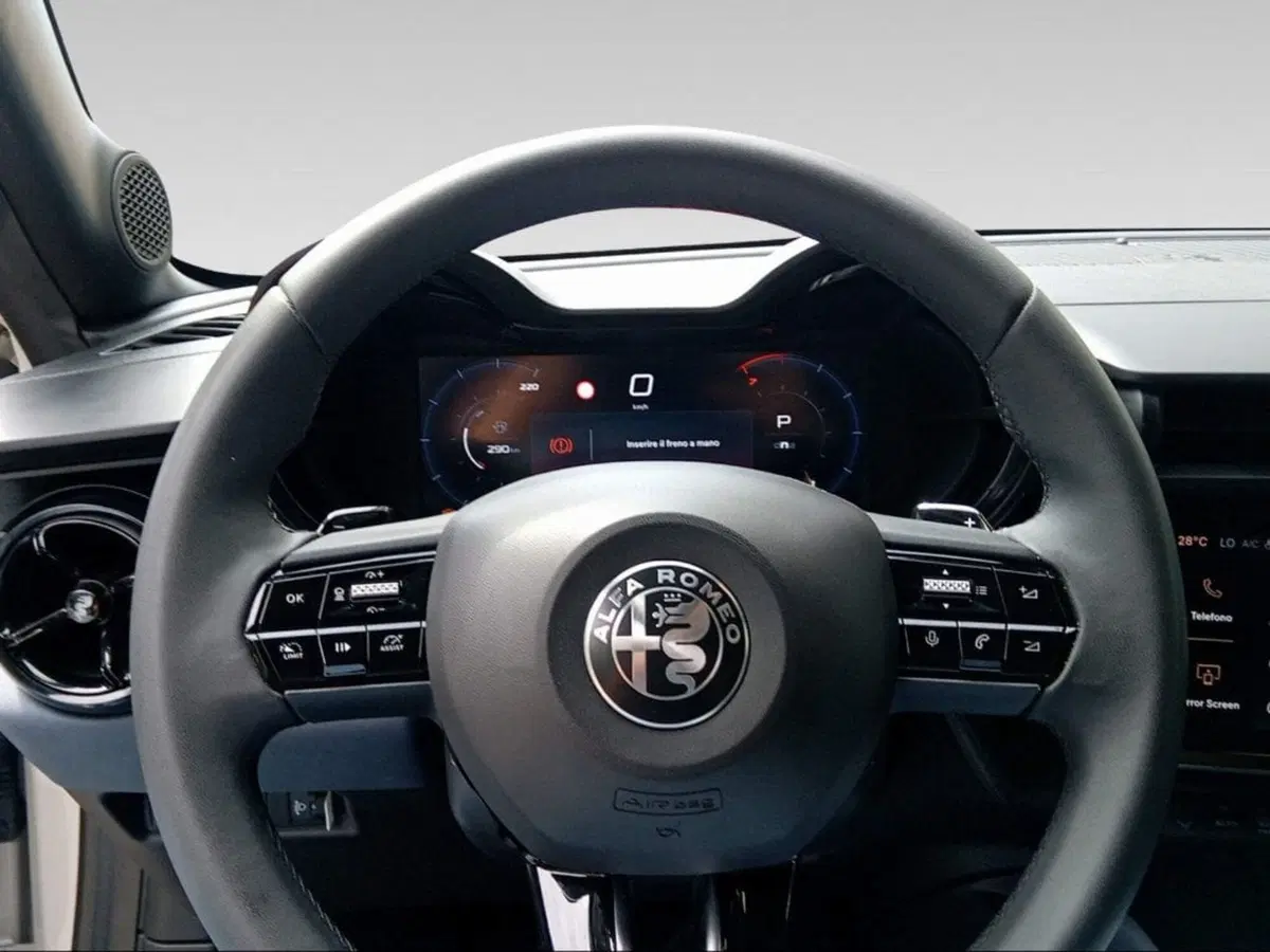 Alfa Romeo Junior usata a Pisa (10)