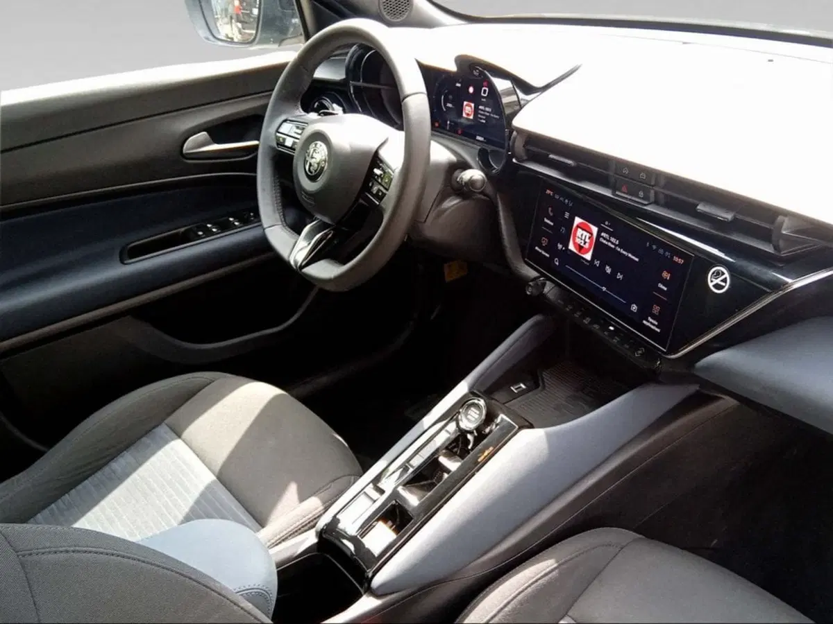 Alfa Romeo Junior usata a Pisa (12)